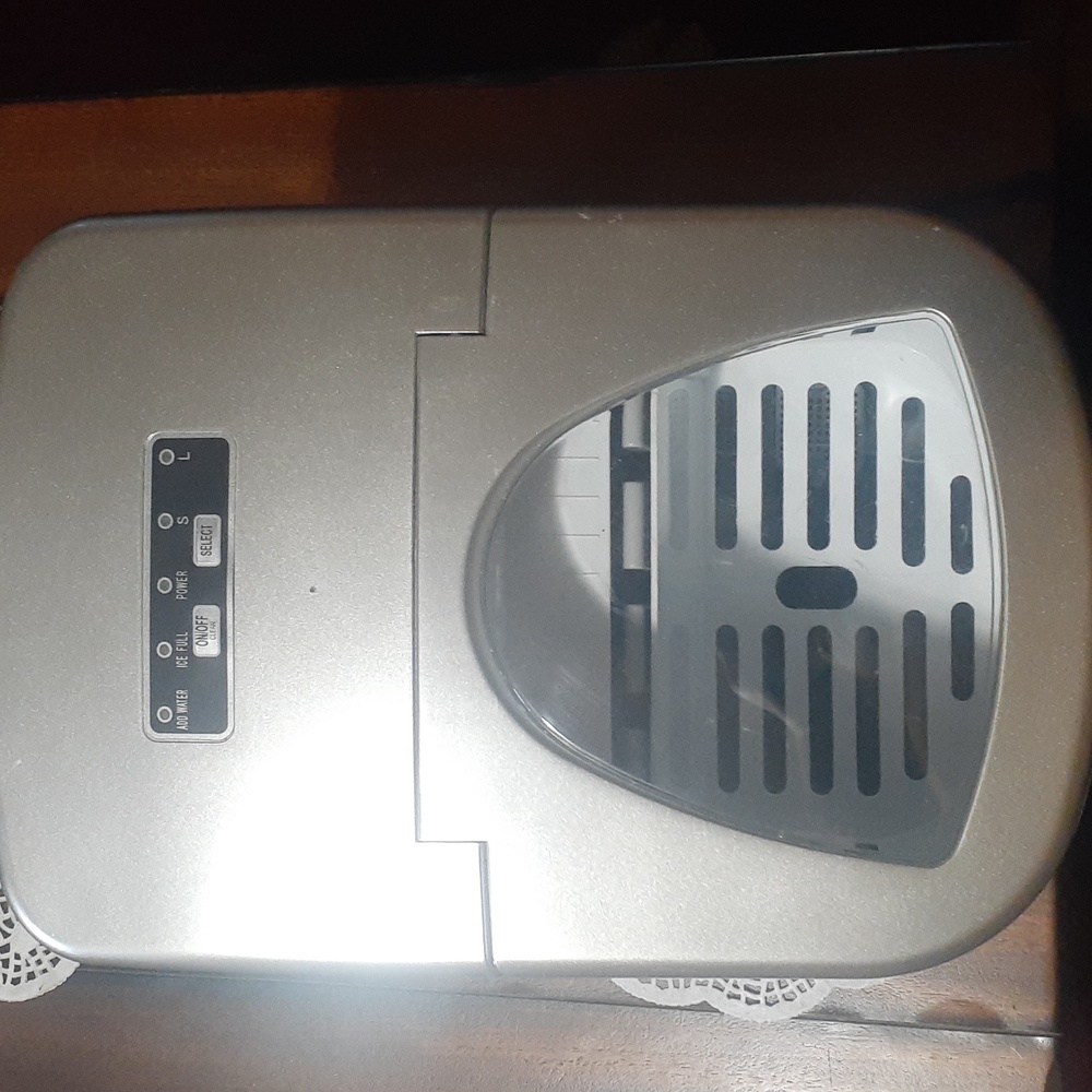 Cooks Essentials Portable Ice Maker